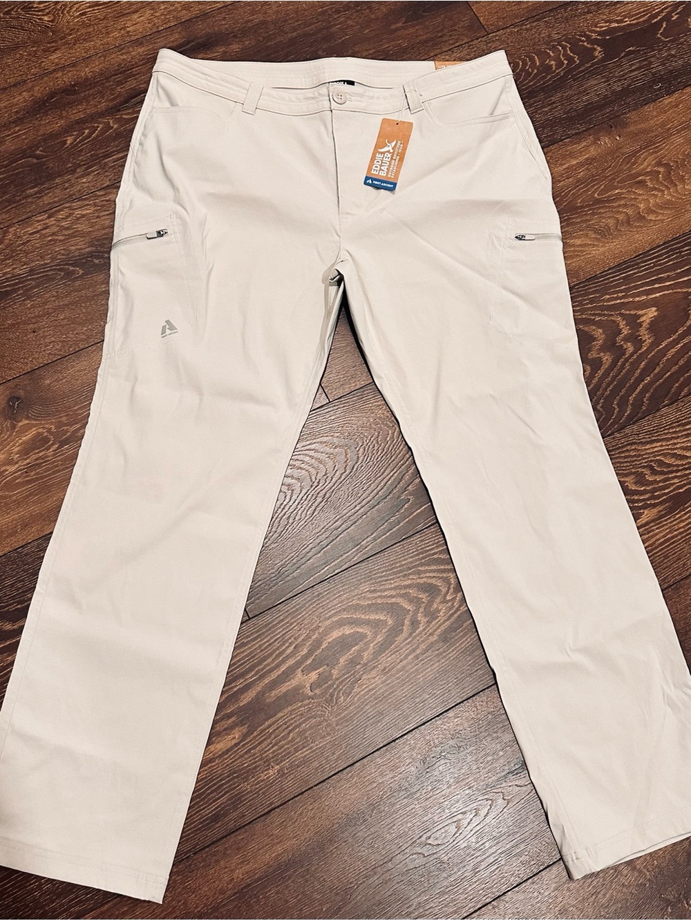 Eddie Bauer Women’s Light Beige Performance Chinos Size 18